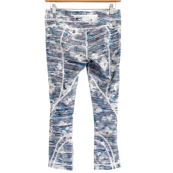 Lululemon Inspire Crop Blurry Belle Leggings 6 - Picture 5 of 15